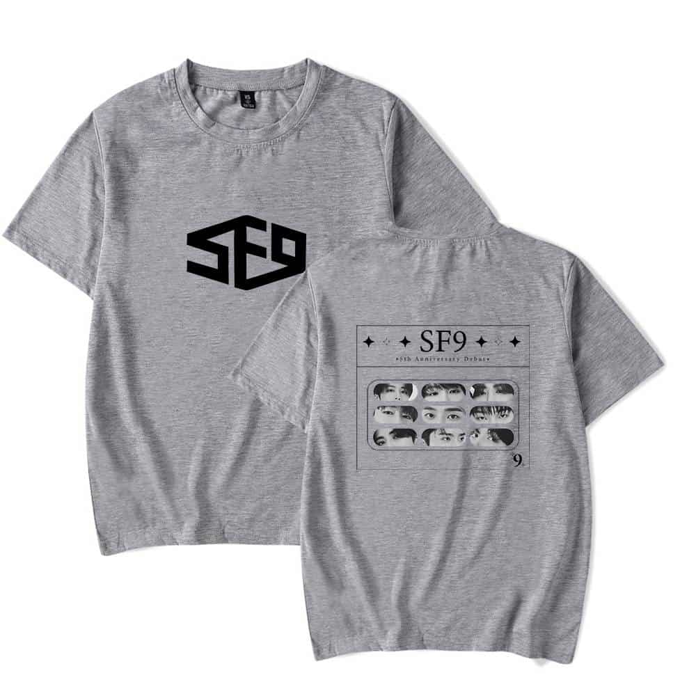 SE9 logo T-shirt with band member photos celebrating their 9th anniversary.