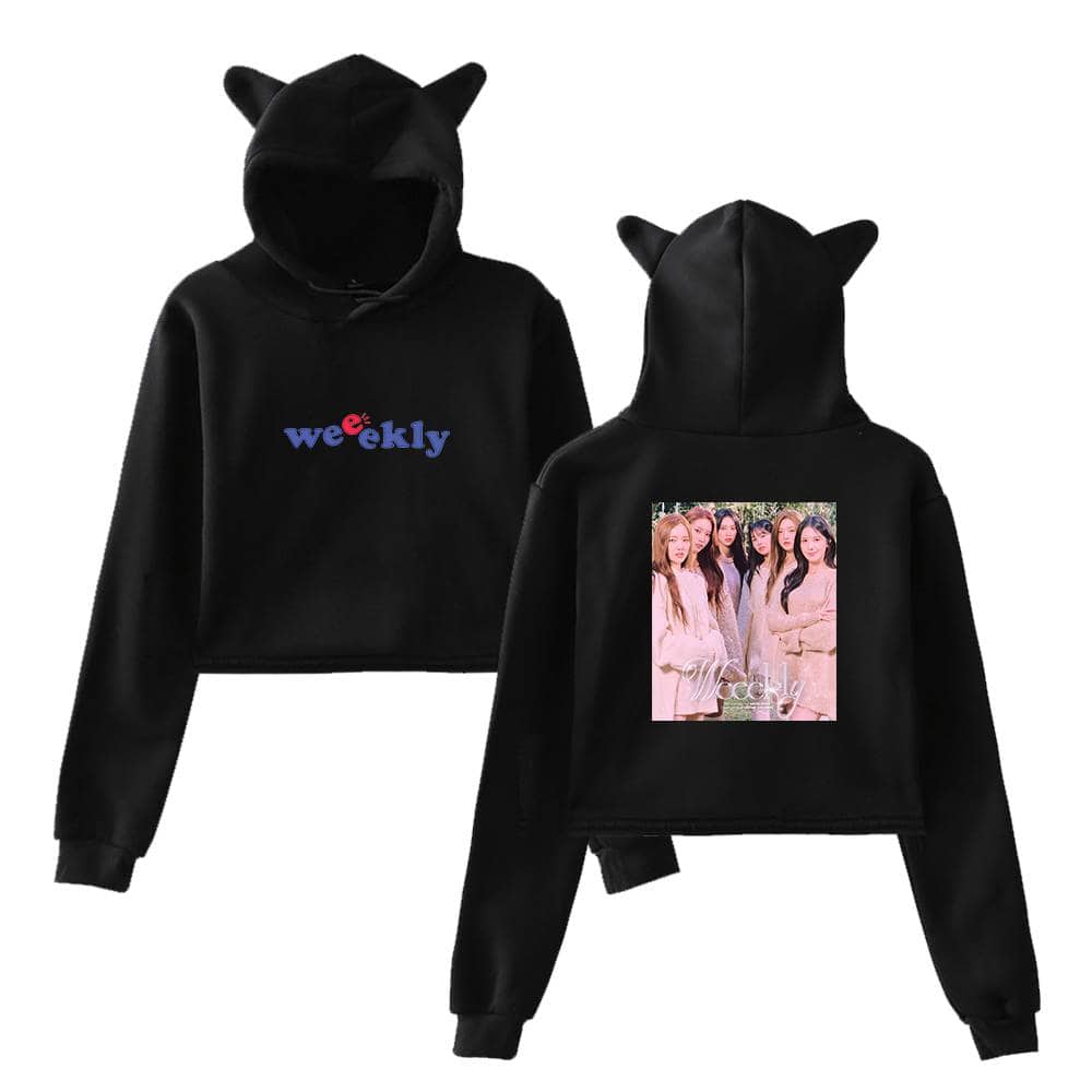 Cute black hoodies featuring a small "weekly" logo on the front and a group photo on the back, with playful cat ear details on the hood, perfect for fans of the group or stylish casual wear.